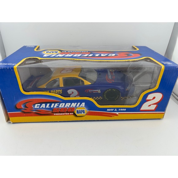 1999 California 500 NAPA Auto Parts #2 Pontiac Race Car Toy Model - Picture 5 of 7
